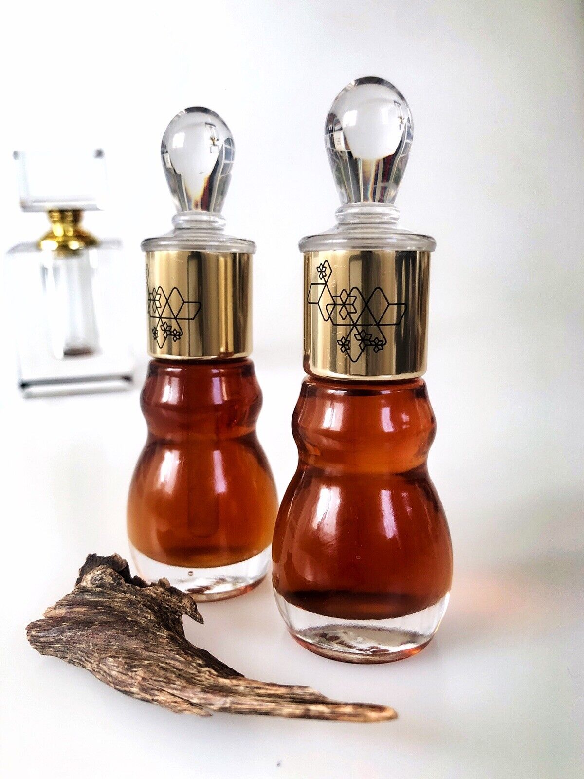 OUD Agar Hindi – Oud Niche Parfum Detail 6