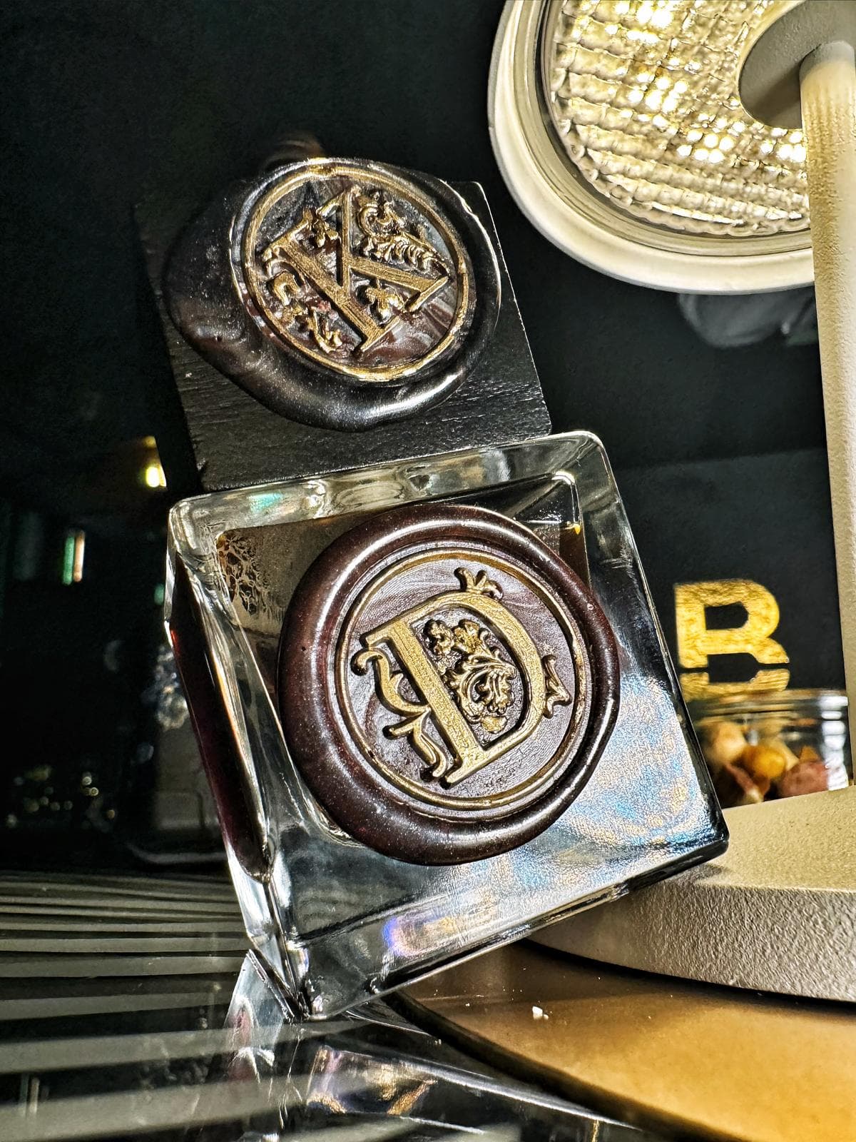 Agar Antigo Ambra Royale – Ambergris Niche Parfum Detail 2